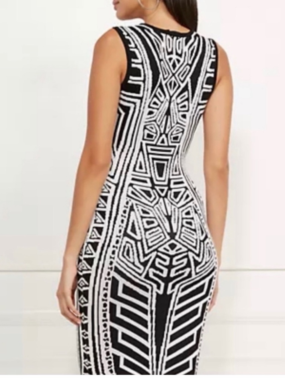 New York & Company Black and White Geometric Sheath Dress - Picture 3 of 6